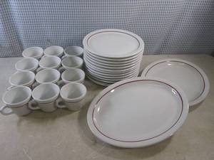 lot 11 image: (A-2) 26pc Vintage Shenango China U...