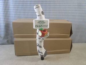 lot 194 image: (BSB) 2 Angry Orchard Hard Cider Ea...