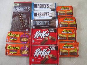 lot 242 image: (B-3) Assorted Candy Bars Past Date...