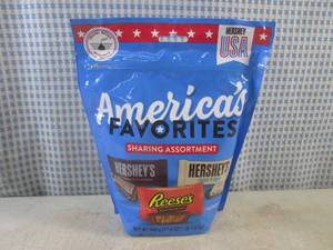 lot 257 image: (B-3) Sharing Assortment Bag of Hes...