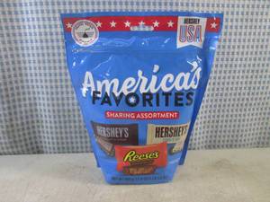 lot 258 image: (B-3) Sharing Assortment Bag of Hes...