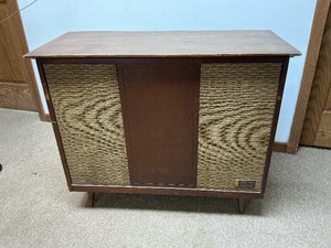 Working Zenith Stereophonic High Definition Record Player