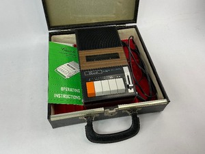 lot 46 image: Cariole Portable Tape Recorder Cassette Player in Briefcase - Works