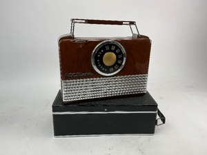 lot 67 image: Two RCA Victor Portible AMFM Radio - As Found