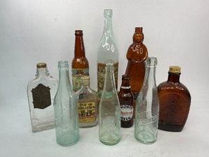 lot 99 image: Antique Bottle Lot - Hamms Beer, Ashland Brewing and Others