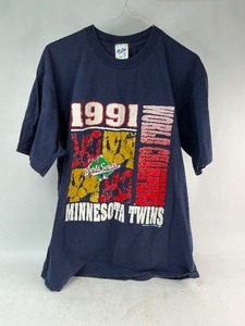 lot 127 image: 1991 World Series Champions Minnesota Twins T-Shirt
