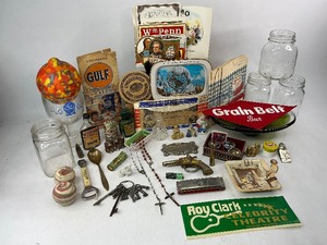 lot 150 image: Vintage & Antique Junk Drawer Lot
