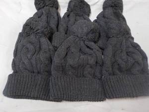 lot 37 image: 6 ct Super Warm Winter Hats - charc...