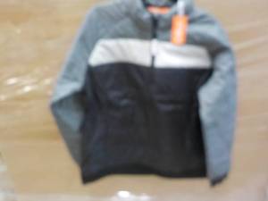lot 56 image: Cutter and Buck size XL Tall Black...