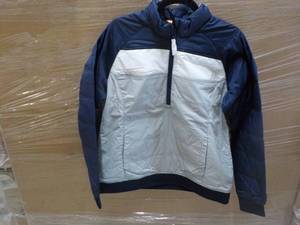 lot 59 image: Cutter and Buck size Large NavyGre...