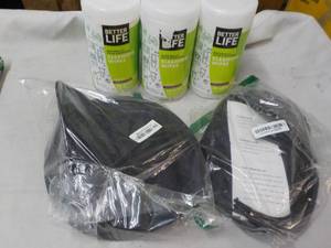 lot 133 image: 2 Laundry Baskets and 3 ct Cleaning...