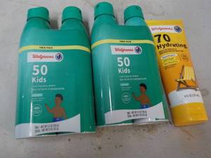 lot 146 image: Walgreens 50 Kids Sunscreen Spray ...
