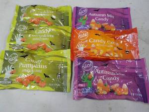 lot 173 image: Autumn Mix Candy...