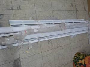 lot 186 image: 4 Window Blinds 58 and 70...