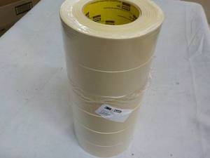 lot 190 image: 6 Rolls 3M High Performance Automot...