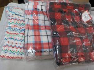 lot 230 image: 3 size 2X Pjs...