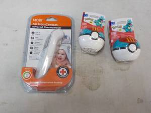 lot 239 image: Mubi infrared Thermometer and Pok...