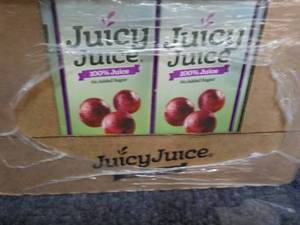 lot 252 image: 32 ct Grape Juicy Juice...