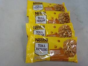 lot 262 image: 4 ct Nestle 11 oz Bags Butterscotch...