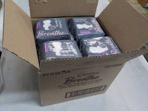 lot 267 image: 8 ct Carefree Breathe Ultra Thin Pa...