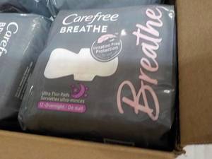 lot 269 image: 8 ct Carefree Breathe Ultra Thin Pa...