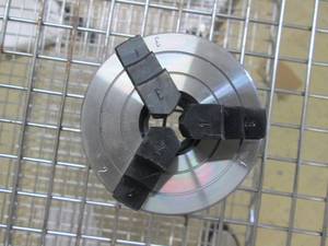 lot 28 image: milling chuck...