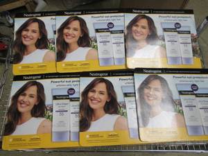 lot 98 image: 6 packages of 2 neutrogena ultra sh...