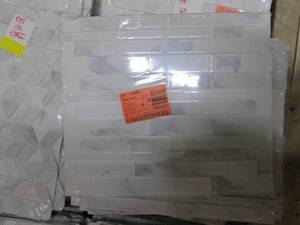 lot 127 image: 12 hampton cove glass mosaic tile 1...