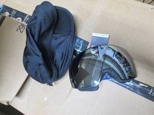 lot 170 image: outdoor master ski goggles and cove...