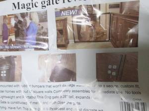 lot 190 image: magic gate...