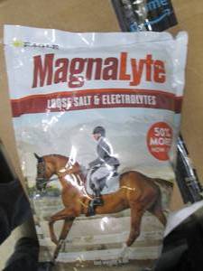 lot 195 image: 6lb bag of maganlyte loose salt and...