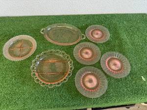lot 9 image: Pink Depression Glass