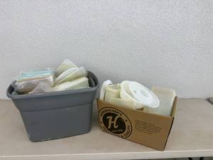 lot 10 image: Large Lot of Tupperware
