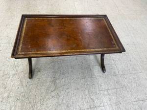lot 20 image: Vintage Coffee Table