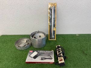lot 42 image: Magnifier, Towel Bar, Campout Cookware