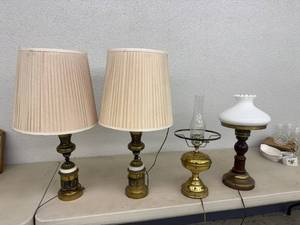 lot 45 image: Lamps