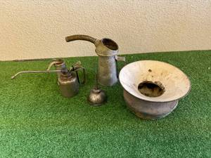 lot 74 image: Oil Cans & Spittoon