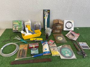 lot 77 image: Mixed Lot Hardware, Tools