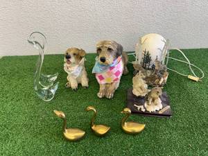 lot 87 image: Home Decor