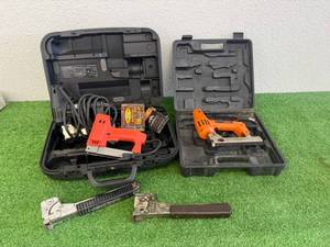 lot 160 image: Staplers & Brad Nailer