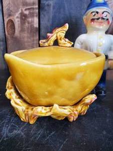 Unique Lot of Ceramic Décor including Enesco and others these are Very cool