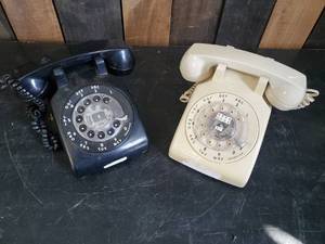 lot 16 image: 2 Vintage Rotary Phones Western Electric and ITT Both in good condition