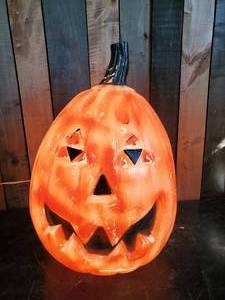 lot 32 image: Large Vintage Blow Mold Lighted Pumpkin