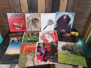 lot 49 image: Lot of 12 LPs records Barry Manilow, Jim Croce, Chicago 16 and others