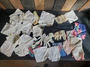 lot 61 image: Lot of Vintage Hankercheifs and Womens Gloves