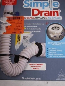 lot 34 image: Simple Drain Universal Drain Kit - Fits Most 1.25 & 1.5 Tailpieces