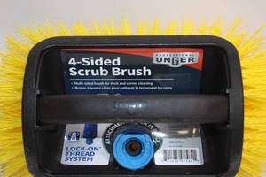 lot 41 image: Unger 4-Sided Outdoor Scrub Brush with Lock-On Thread System