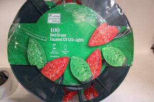 lot 58 image: 65 ft Red and Green Faceted C9 LED Christmas Lights