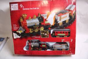 lot 173 image: 9 ft Home Accents Holiday Christmas Tree Train Set