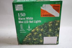 lot 174 image: 150 Warm White Mini LED Net Lights for IndoorOutdoor Use